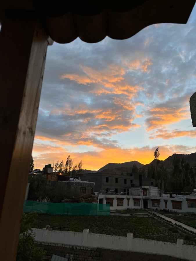 Chakzot Garden House Hotel Leh Eksteriør billede